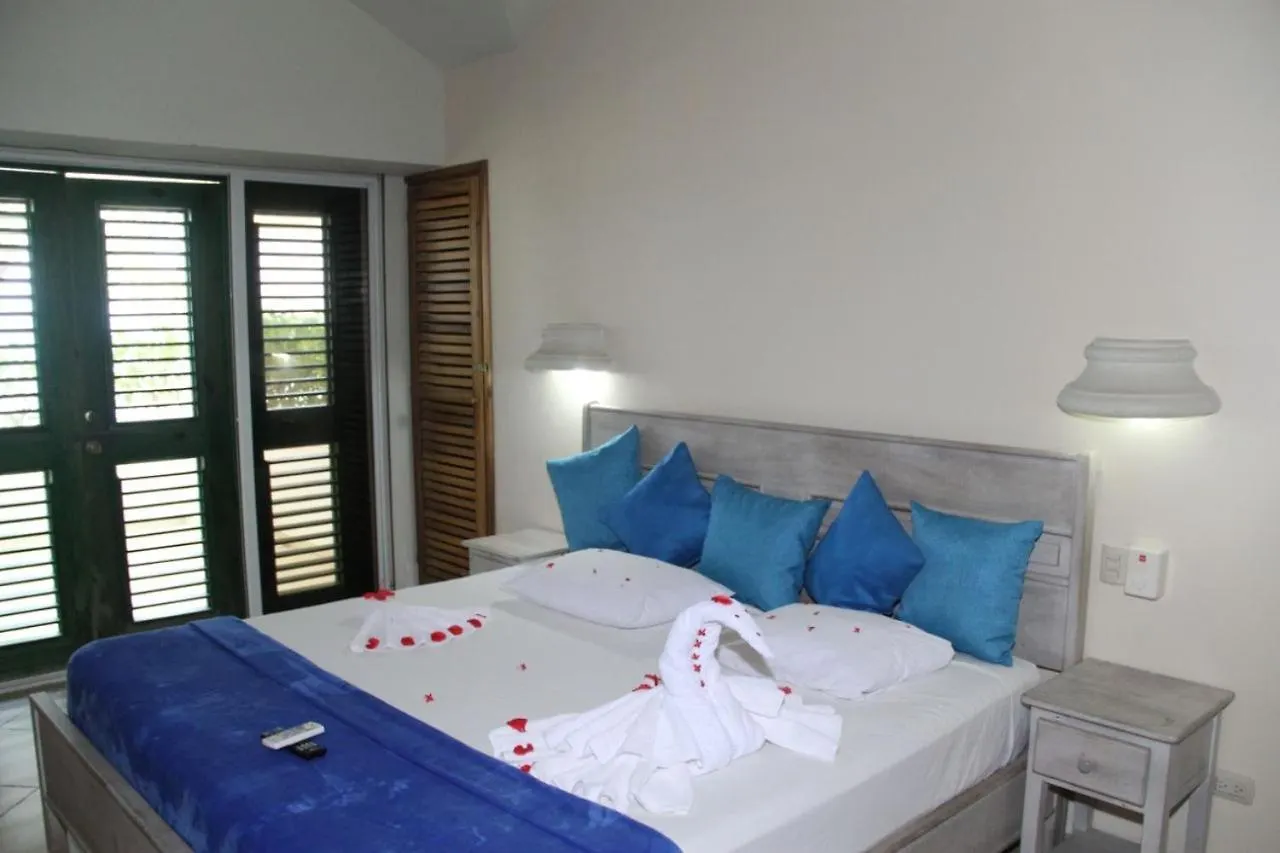 Hoteles Josefina Las Terrenas 2*,  Dominican Republic