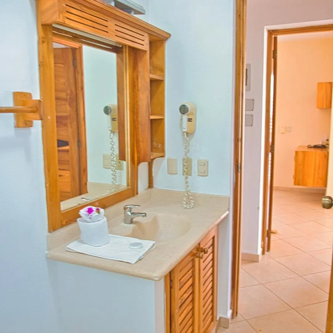 Hoteles Josefina Las Terrenas 2*,